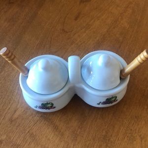 Grape design sauce jars